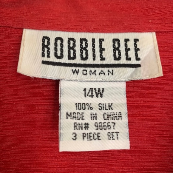 Robbie Bee Silk Button Down Blouse with Pockets - Picture 3 of 8